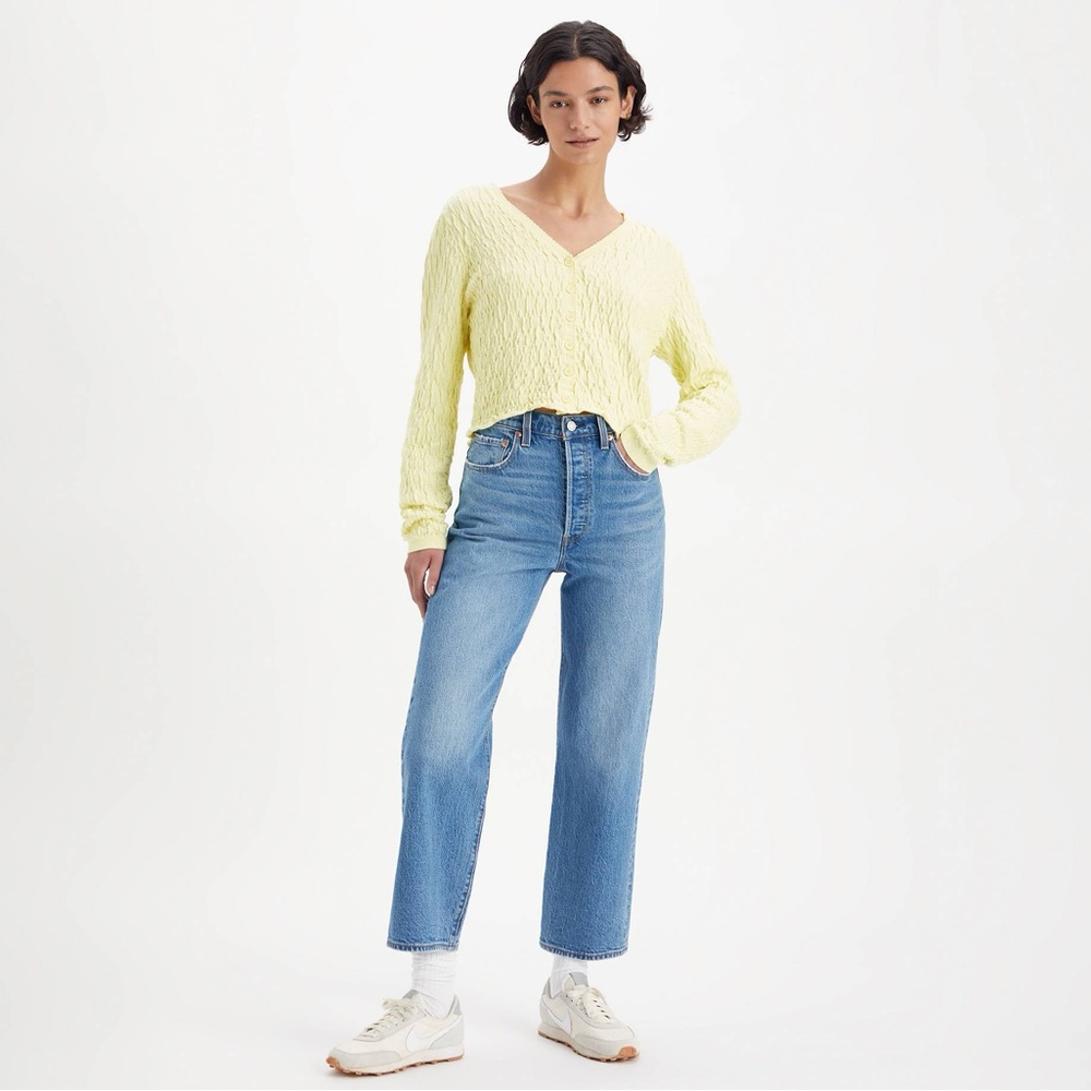 Levi Jeans ribcage ankle size 28